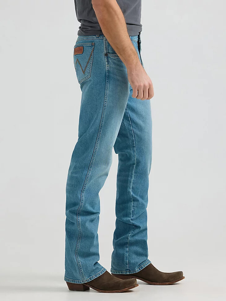 jean wrangler retro relaxed fit bootcut pour homme midland