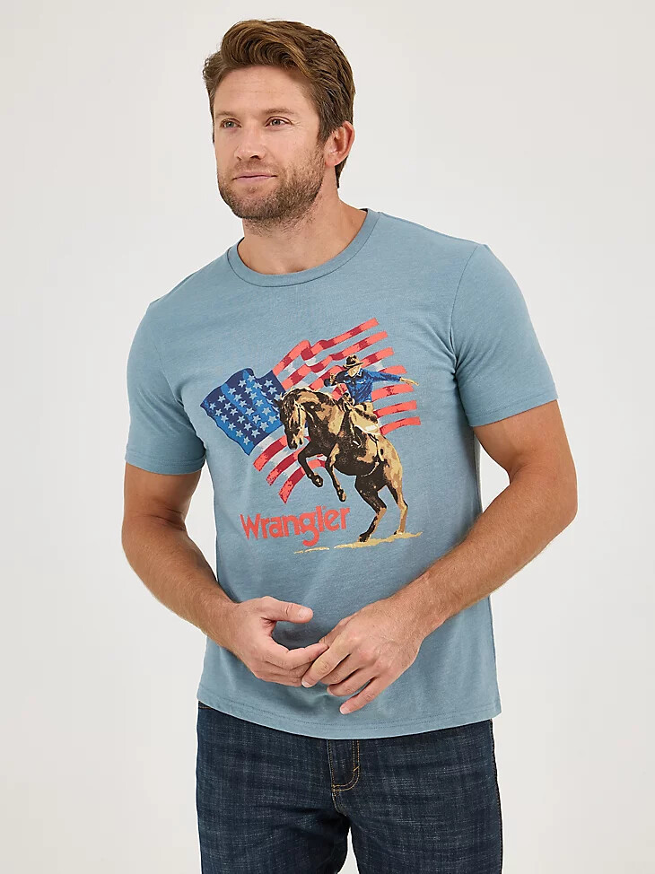 t-shirt homme wrangler avec logo drapeau américain et drapeau de plomb