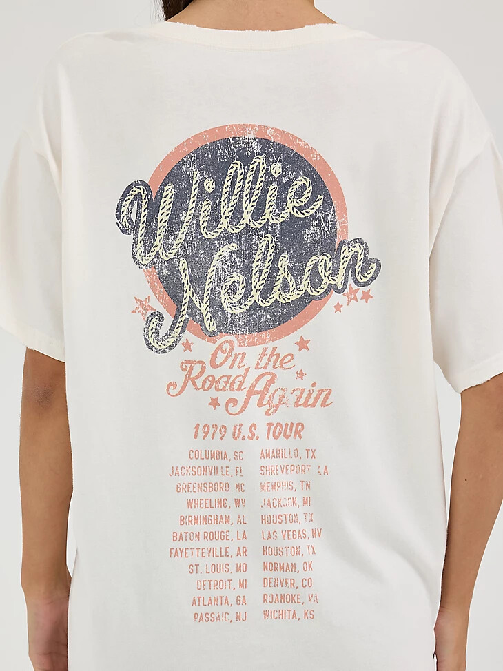 t-shirt oversize pour femme wrangler willie nelson couleur guimauve