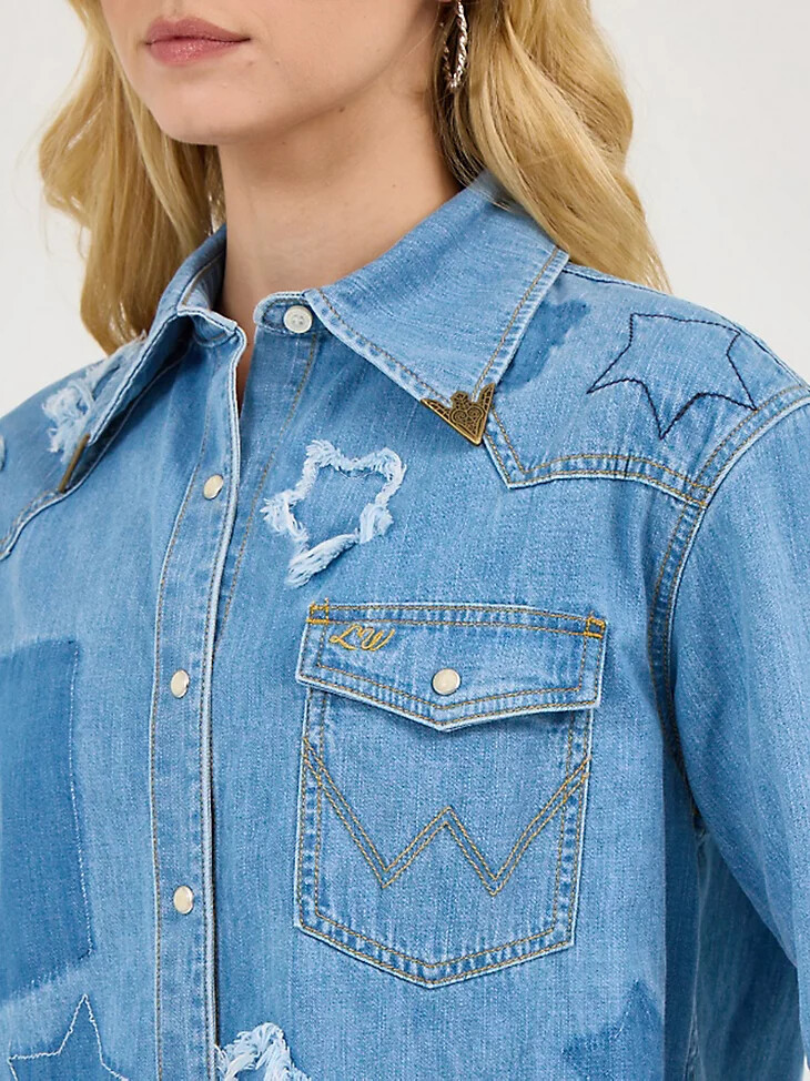 chemise western à boutons-pression wrangler x lainey wilson starry bleu véritable.