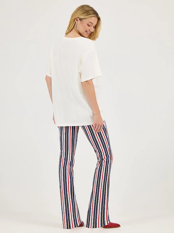 t-shirt oversize wrangler x lainey wilson heck yeah