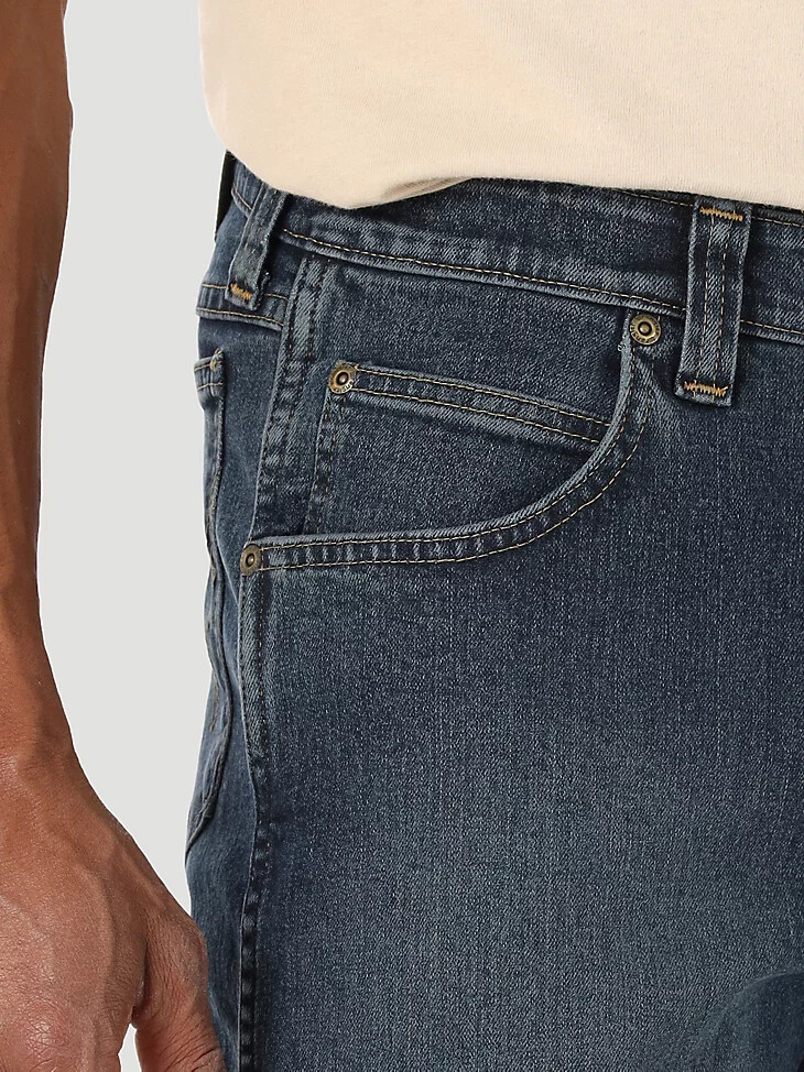 jean wrangler rugged wear performance series coupe régulière indigo moyen