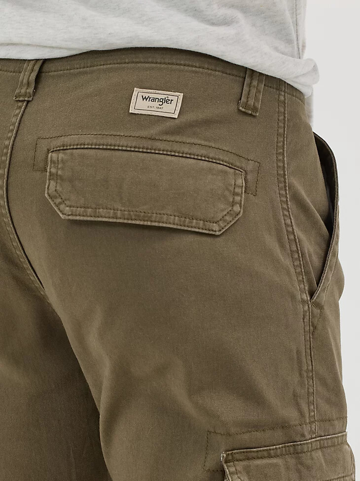 pantalon cargo wrangler flex tapered pour homme vert pin