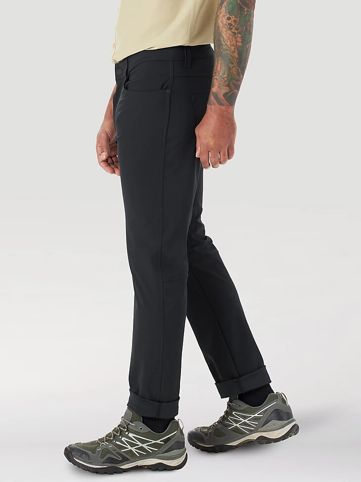 pantalon wrangler atg fwds à cinq poches pour homme noir de jais