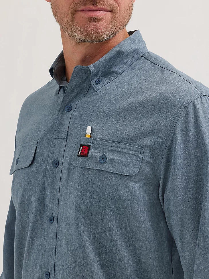 chemise de travail wrangler riggs workwear à manches longues et aérées coloris bleu nuits chiné