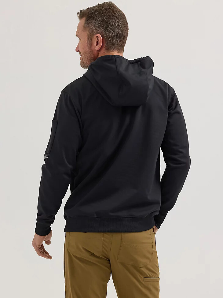 sweat à capuche technique wrangler riggs workwear noir de jais