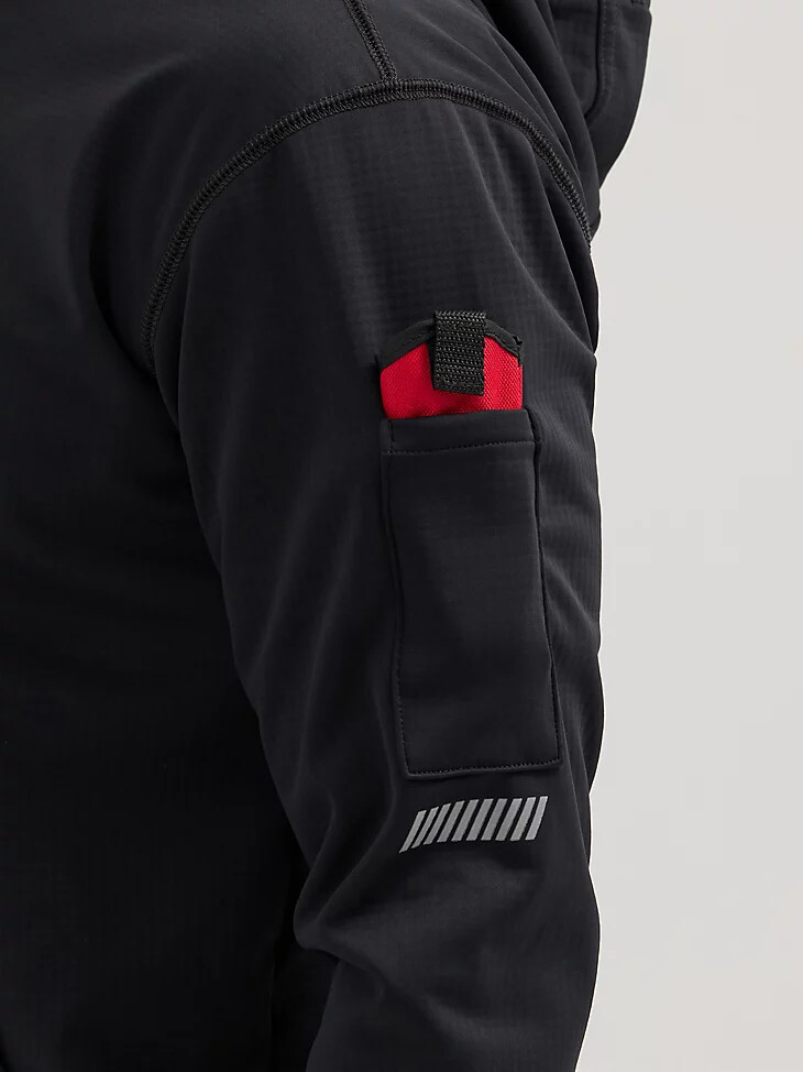 sweat à capuche technique wrangler riggs workwear noir de jais