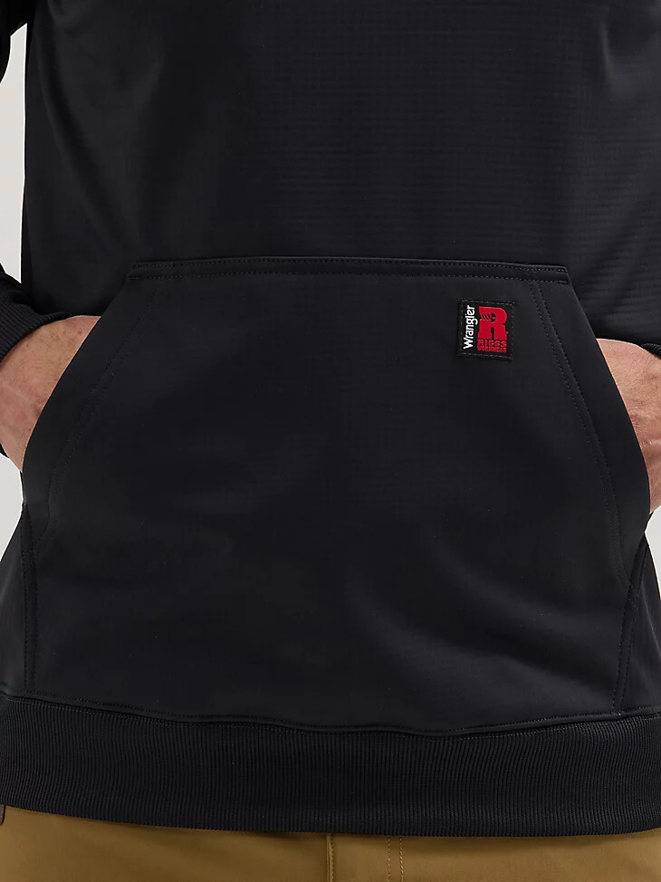 sweat à capuche technique wrangler riggs workwear noir de jais