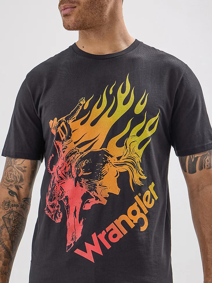 t-shirt wrangler x hot wheels pour homme flaming bronco noir beauté