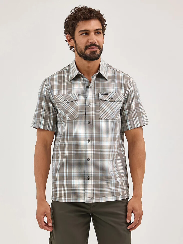 chemise utilitaire à manches courtes evergreen pour homme couleur olive poussiéreuse