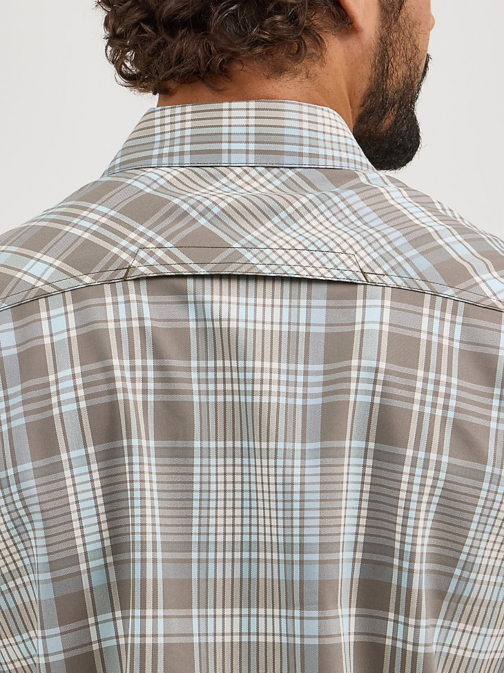 chemise utilitaire à manches courtes evergreen pour homme couleur olive poussiéreuse