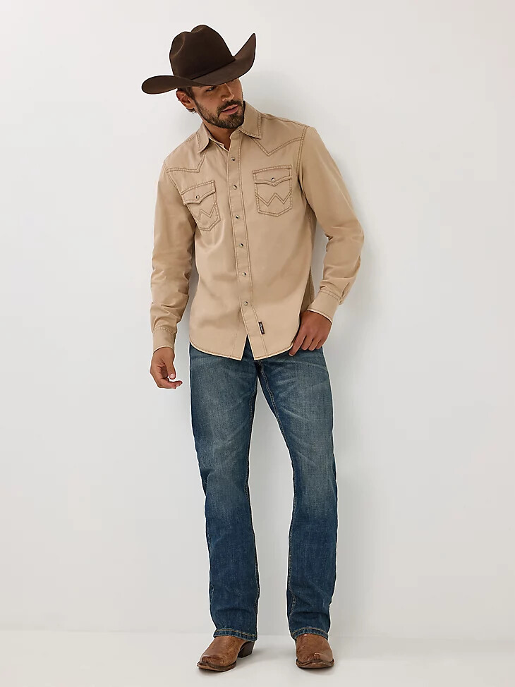 chemise western à boutons-pression wrangler retro premium en sergé teint par pigmentation pour homme couleur fauve